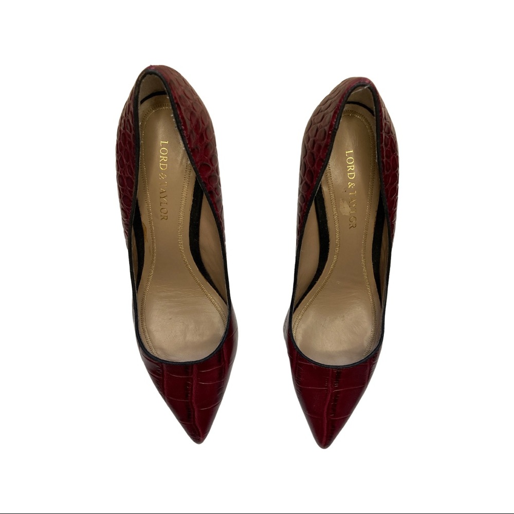 Lord & Taylor pumps